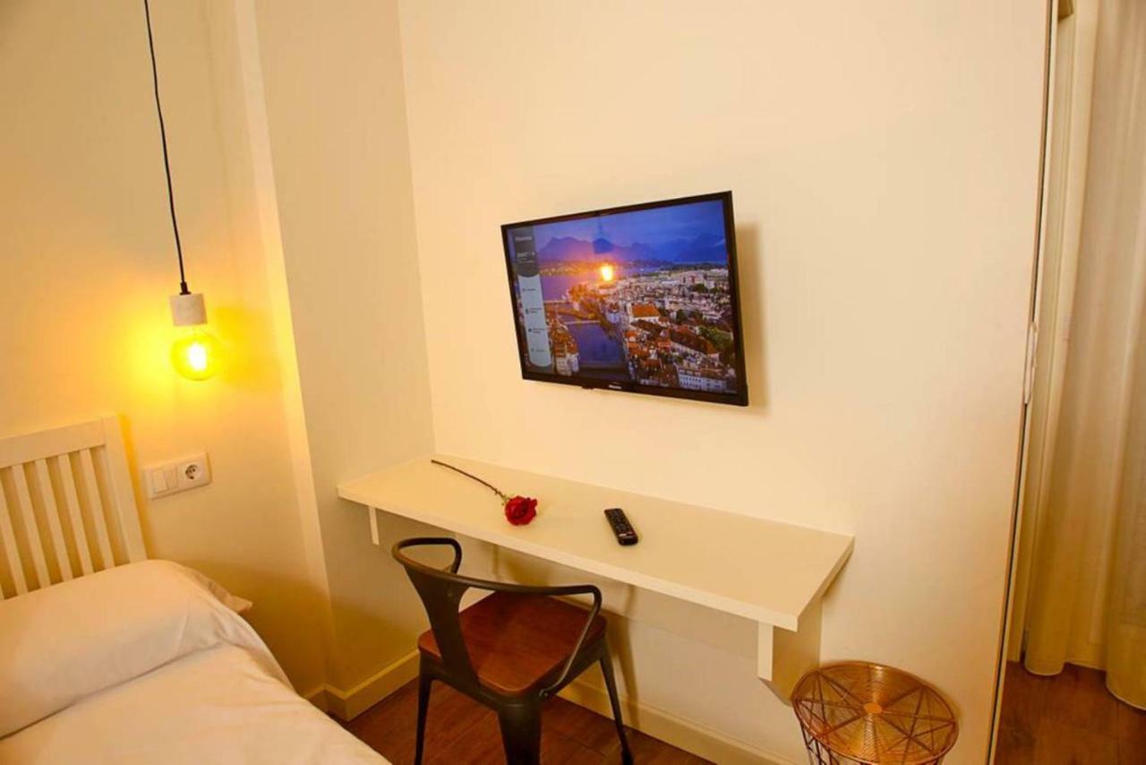 The Wall - New Apartment Аликанте Экстерьер фото